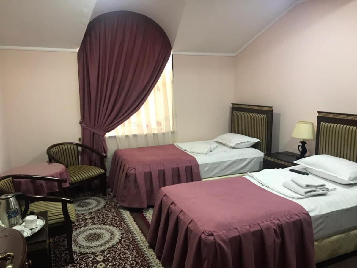 Hotel Al-Bukhory Samarkand Esterno foto