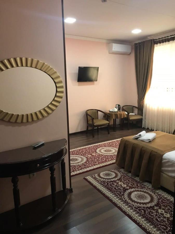 Hotel Al-Bukhory Samarkand Esterno foto