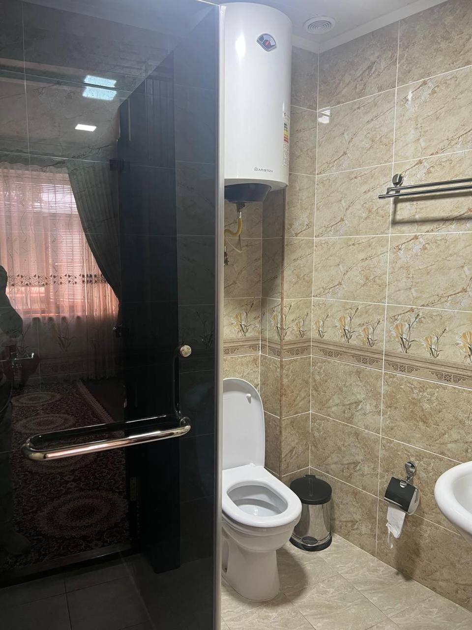 Hotel Al-Bukhory Samarkand Esterno foto