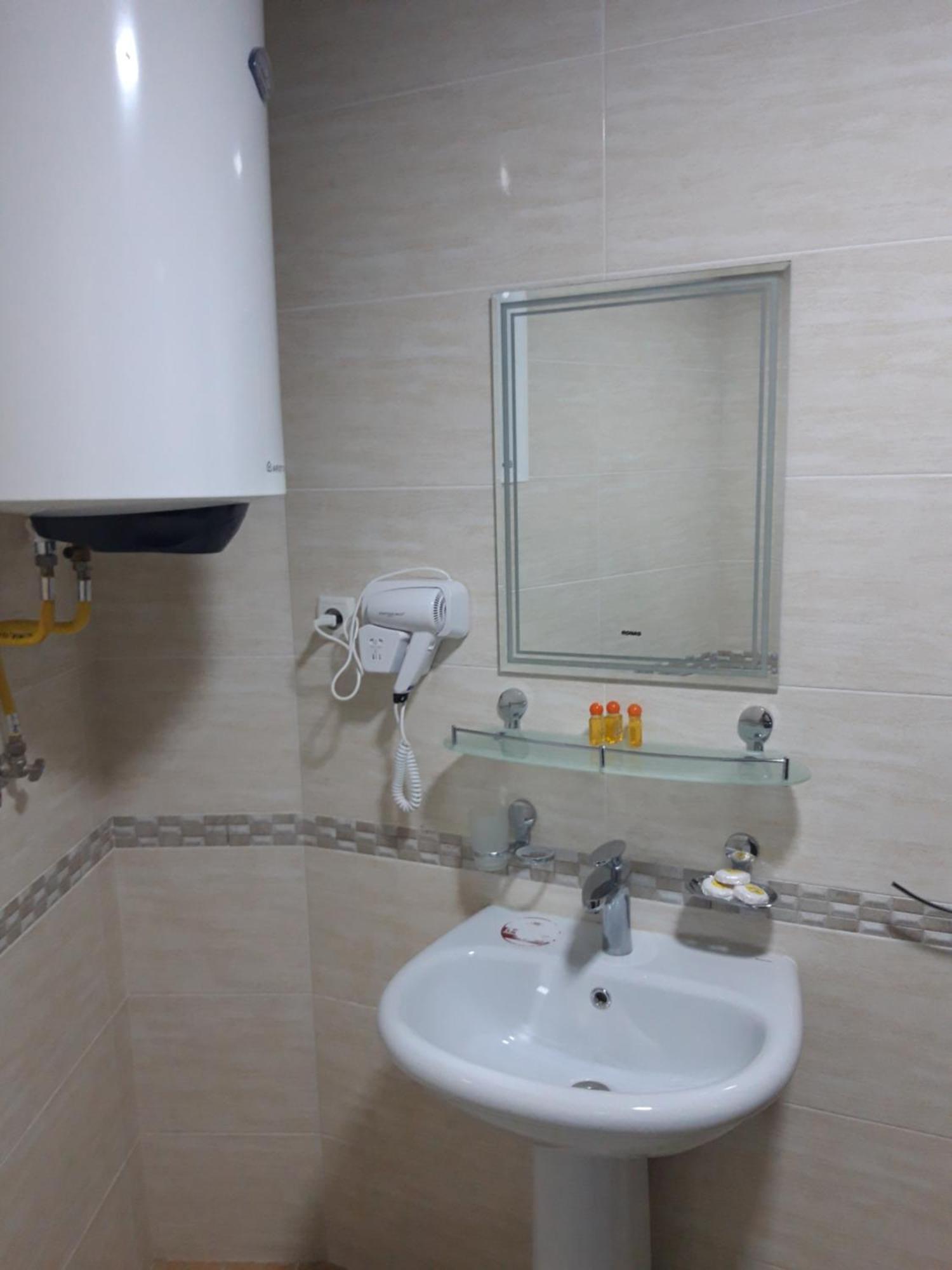 Hotel Al-Bukhory Samarkand Esterno foto