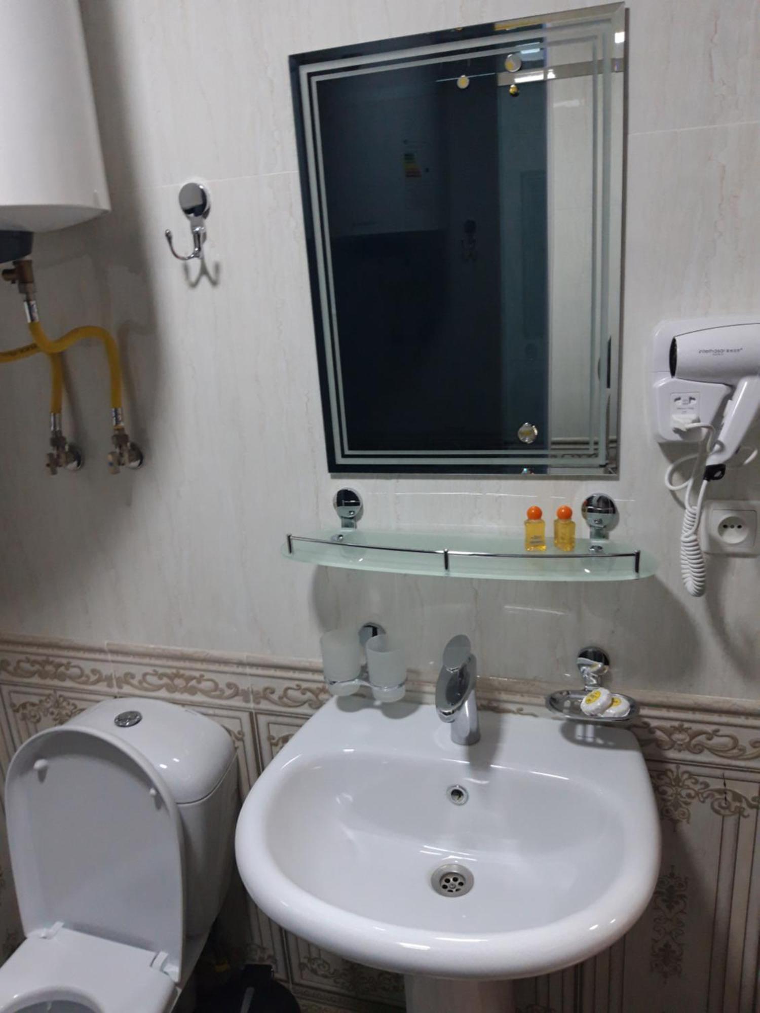Hotel Al-Bukhory Samarkand Esterno foto